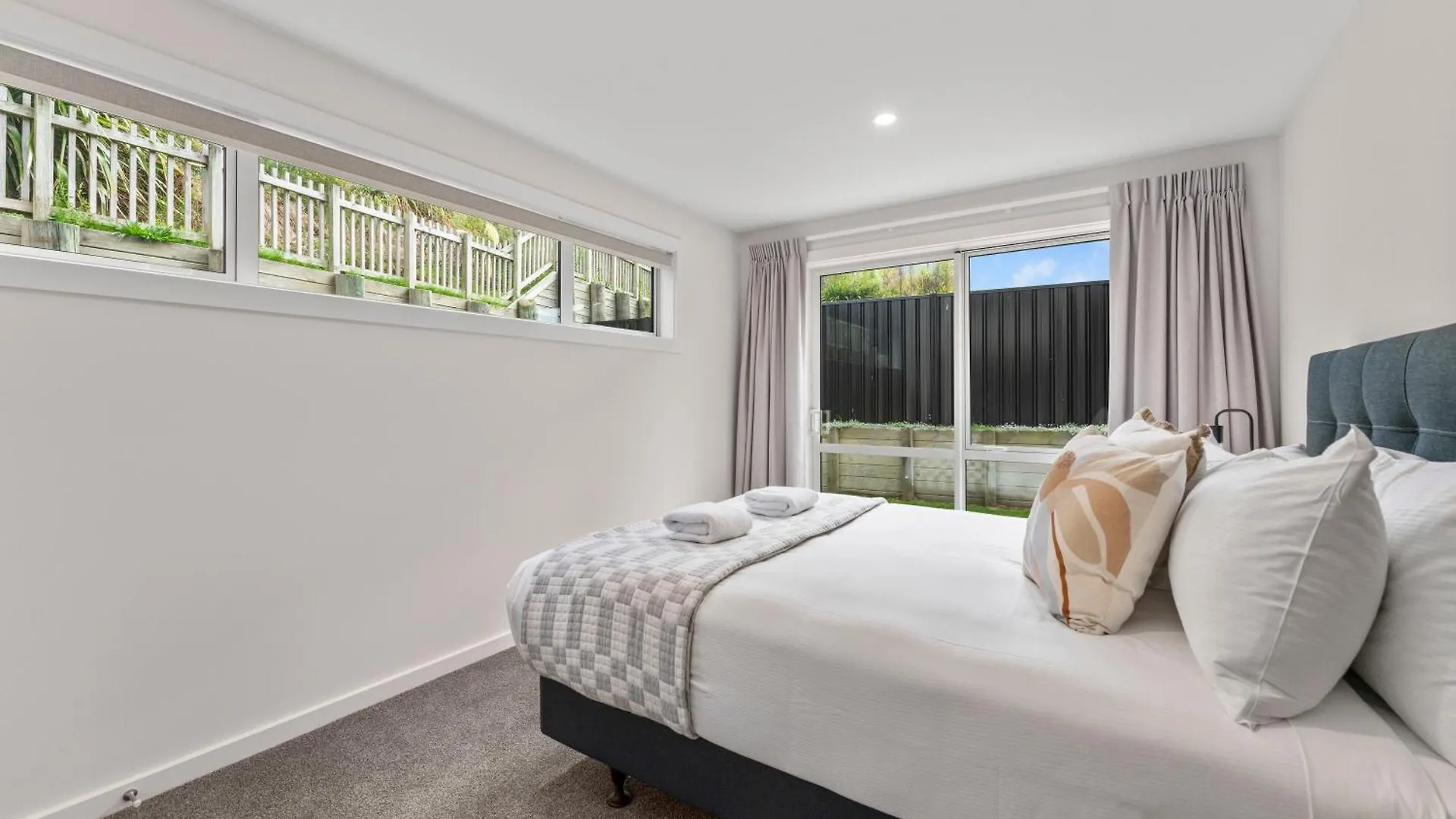 Penny Haven - Lake & Mt Tauhara Views, Family Friendly Taupo